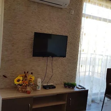 Complex Nestinarka Apartman *