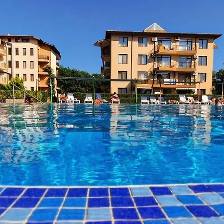 Complex Nestinarka Carevo