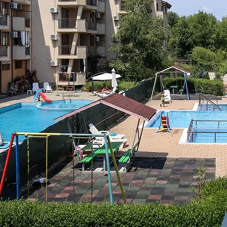 Complex Nestinarka * Tsarevo