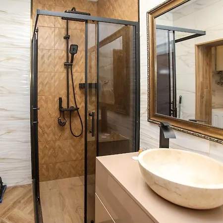 Complex Nestinarka Carevo