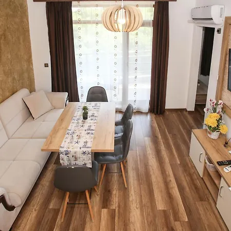 Complex Nestinarka * Tsarevo