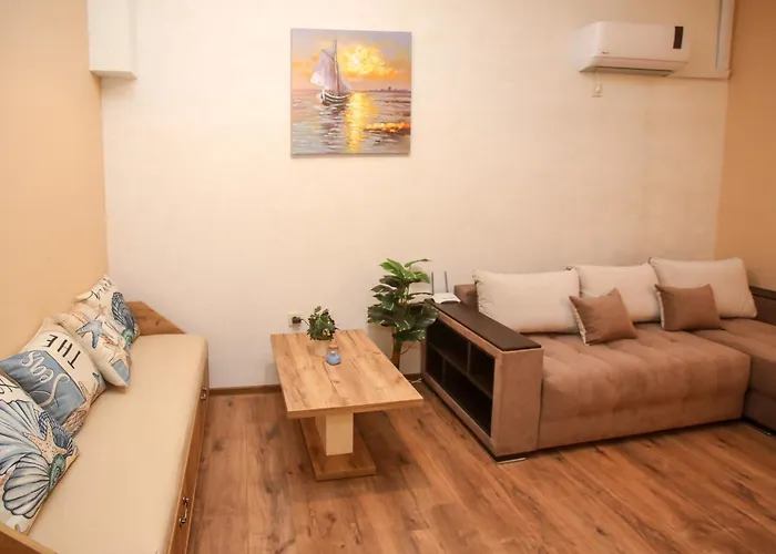 Апартаменты Complex Nestinarka